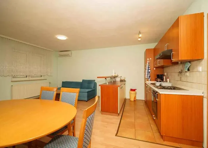 With A - C In 54889 Apartment Crikvenica